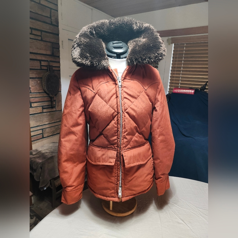 VTG. Schott of NYC 1970's Genuine Goose Down Parka In Rust Brown Size 16